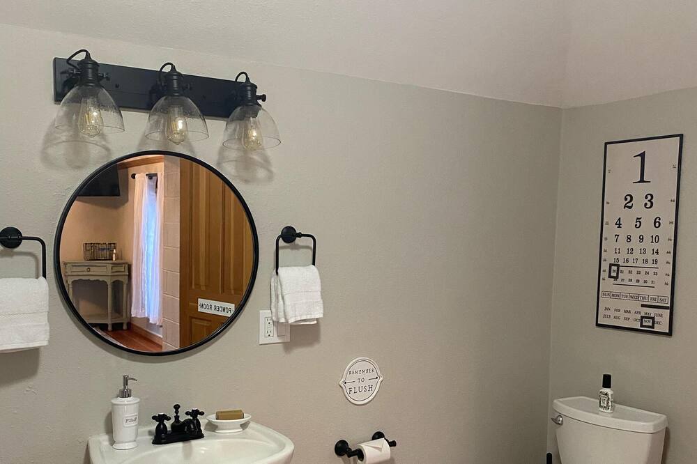 Photo of Bathroom in Roslyn