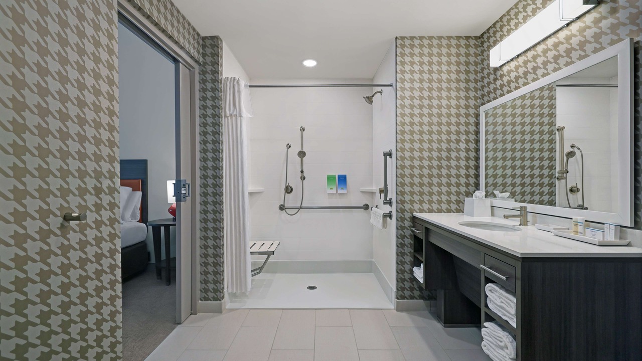 Photo of Bathroom in Southeast Salem