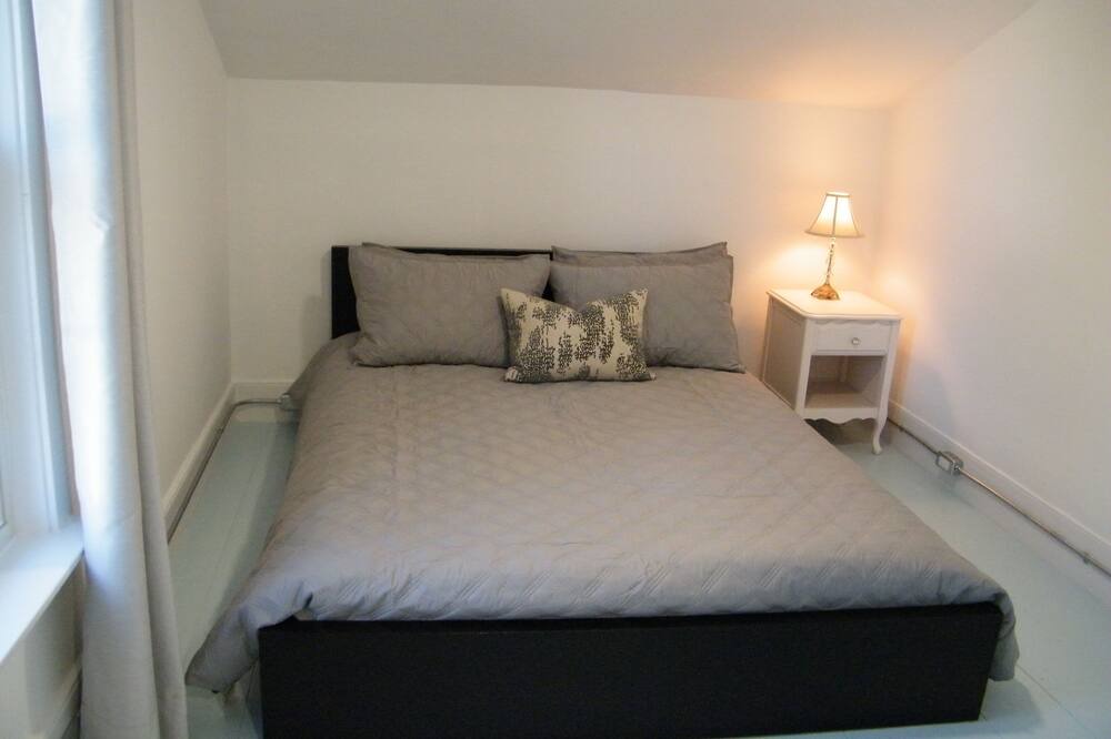 Photo of Bedroom in Paris
