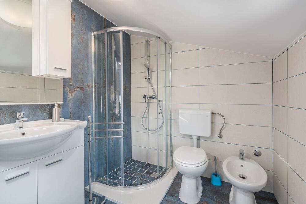 Photo of Bathroom in Pican