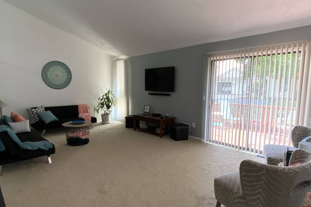 Photo of Livingroom in Penfield
