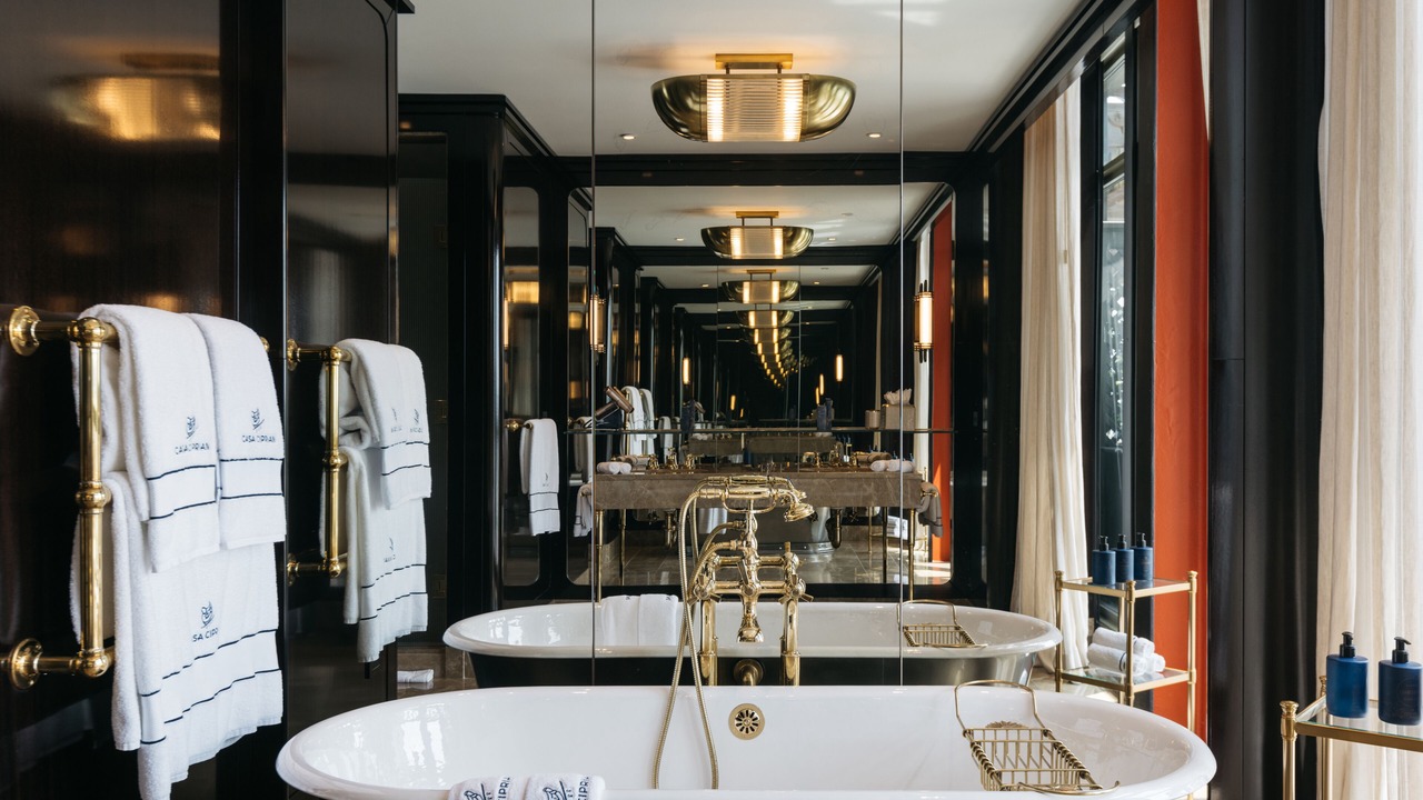 Photo of Bathroom in Financial District