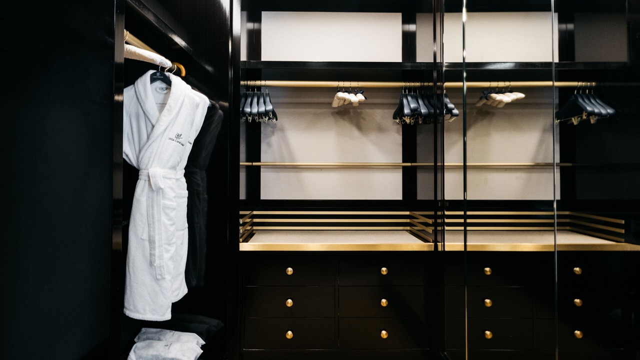 Photo of Others in Financial District