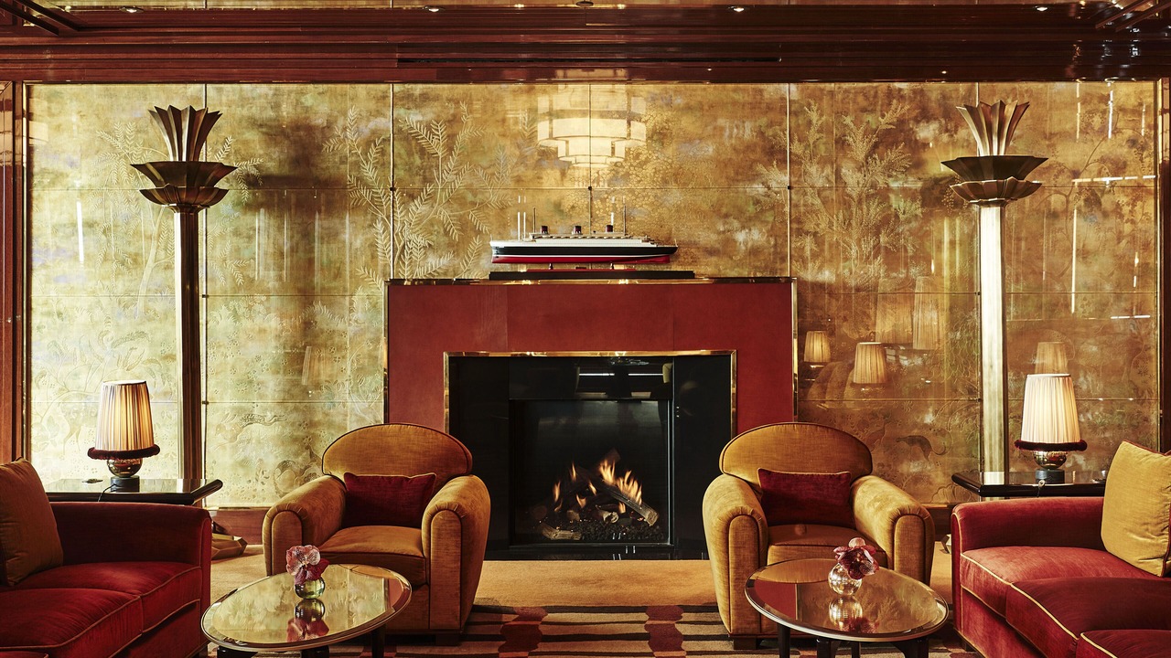 Photo of Others in Financial District