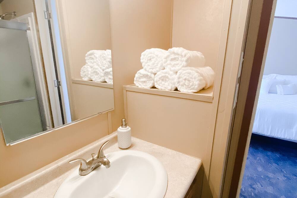Photo of Bathroom in Levelland