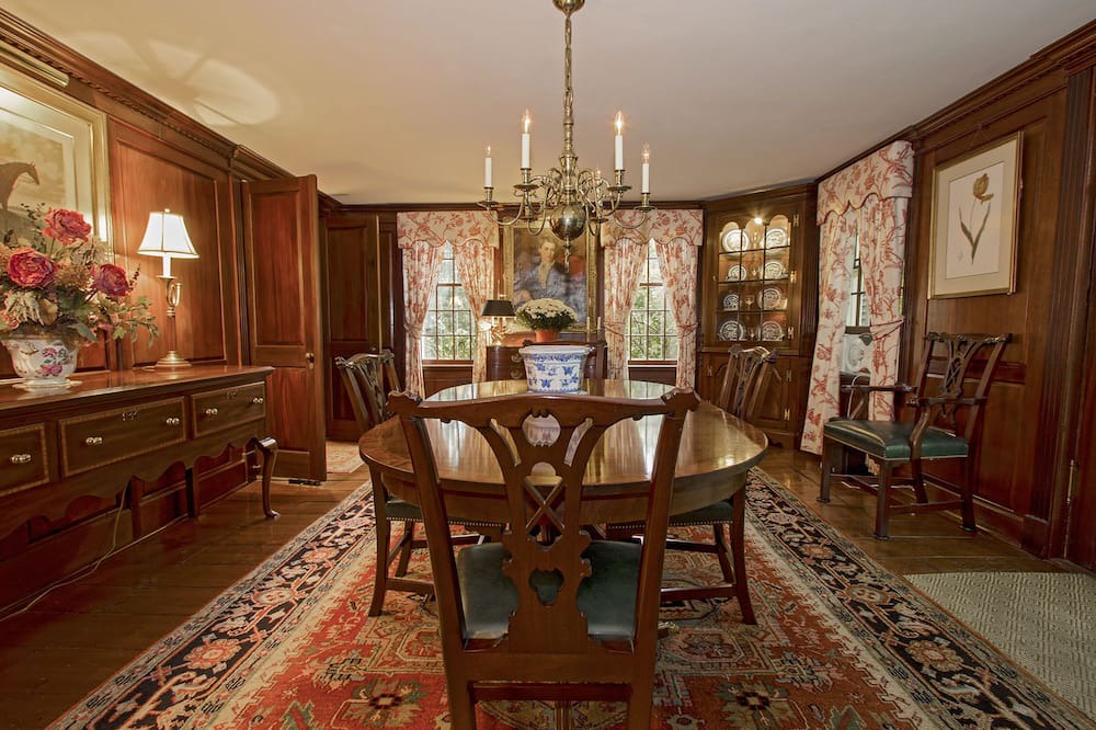 Photo of Kitchen in Lake Hill