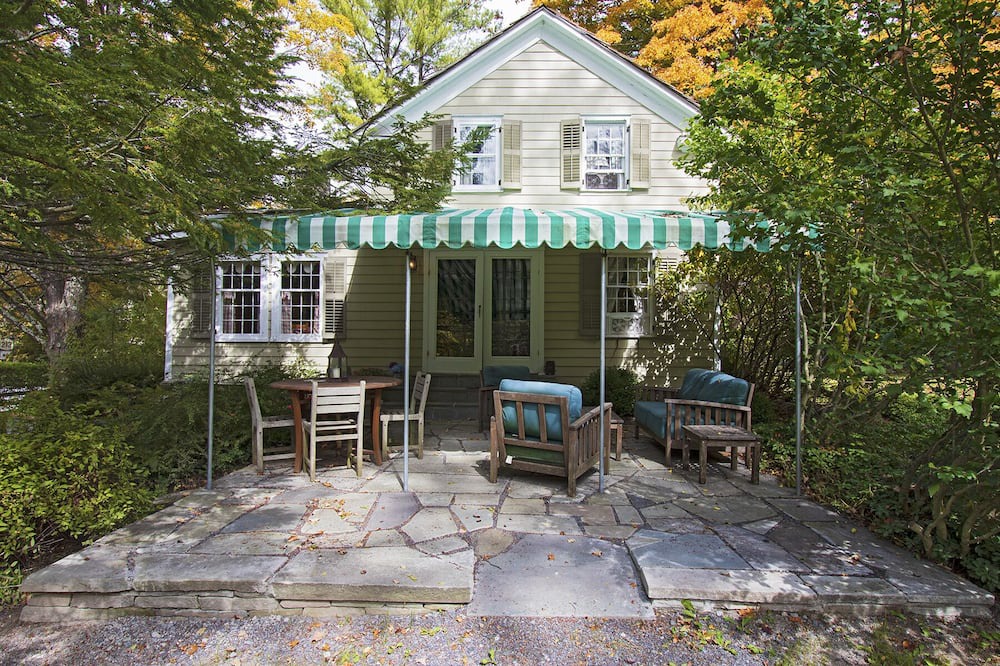 Photo of Others in Lake Hill