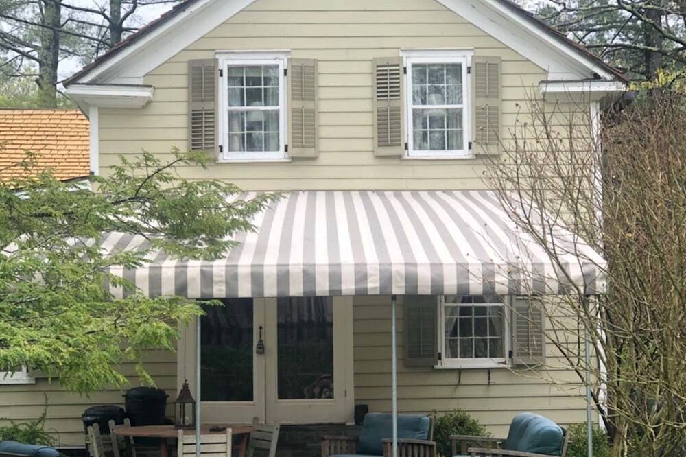 Photo of Others in Lake Hill