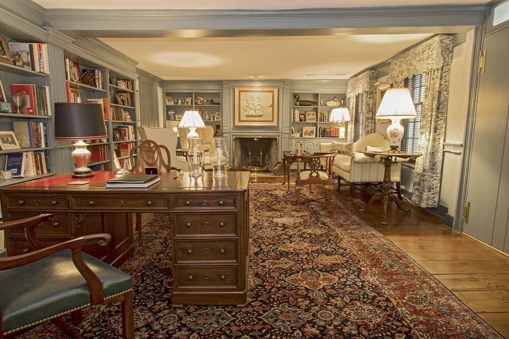 Photo of Others in Lake Hill