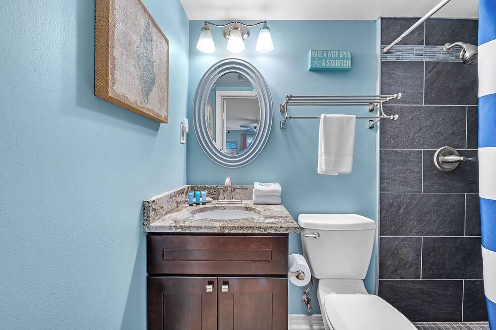 Photo of Bathroom in Ono Island