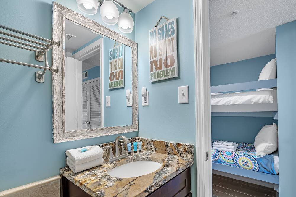 Photo of Bathroom in Ono Island