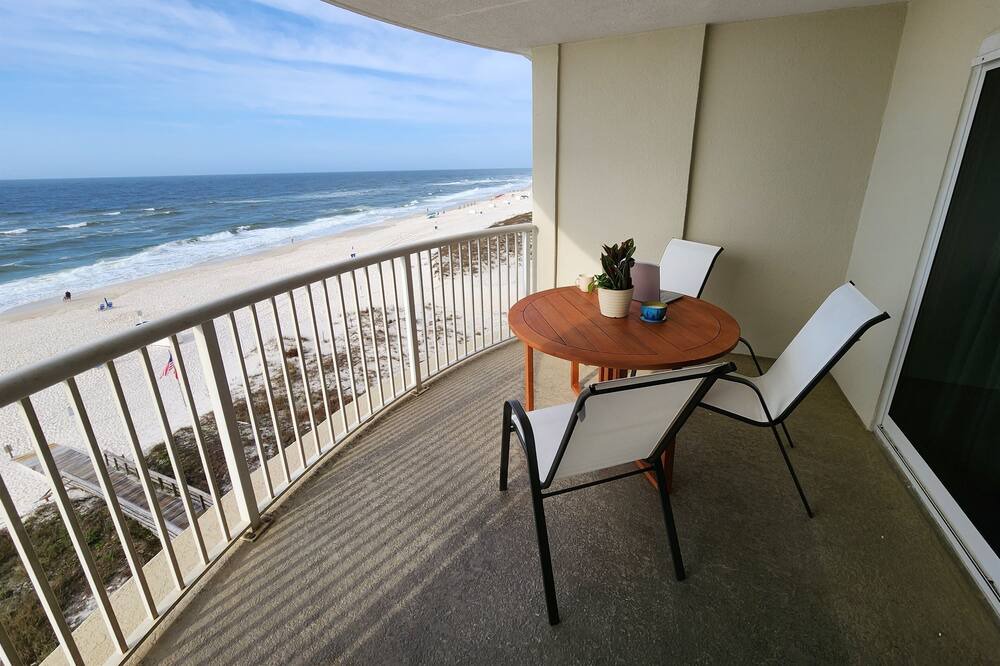 Photo of Patio Balcony in Ono Island