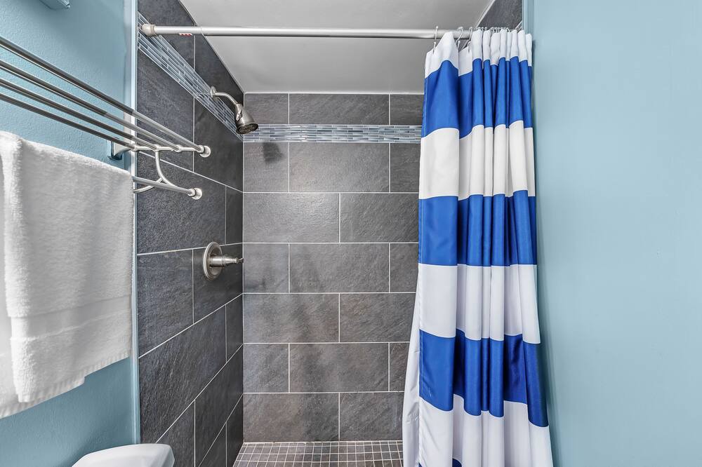 Photo of Bathroom in Ono Island