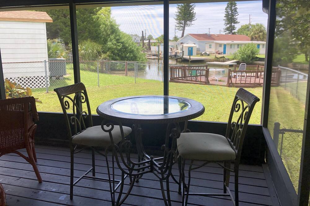 Photo of Patio Balcony in Hudson Beach Estates