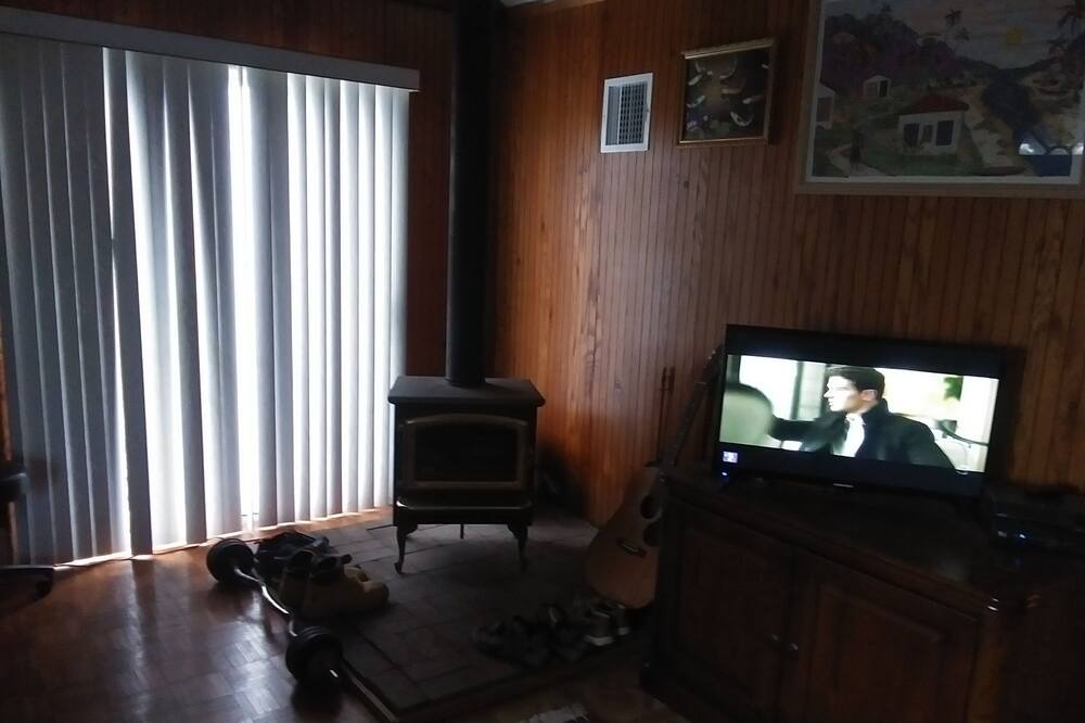 Photo of Livingroom in Mastic Beach