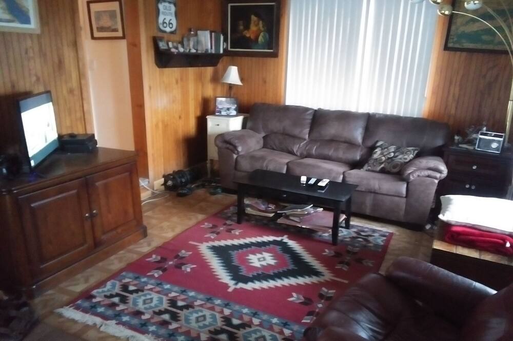 Photo of Livingroom in Mastic Beach