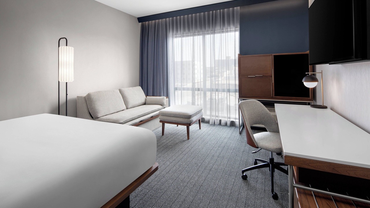 Photo of Bedroom in Lansing