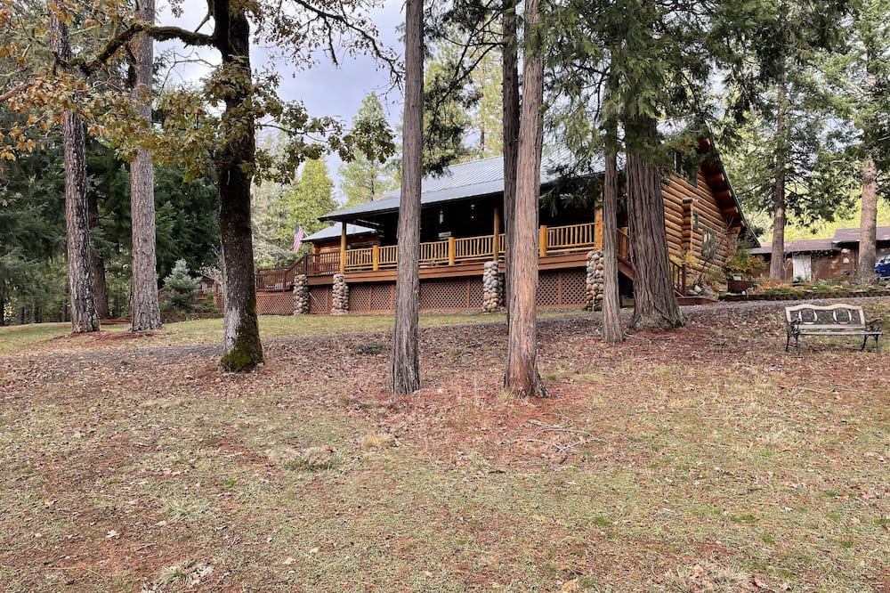 Photo of Outdoor in Grants Pass