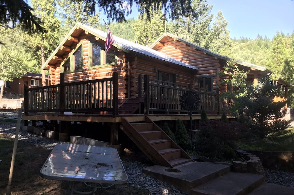 Photo of Others in Grants Pass