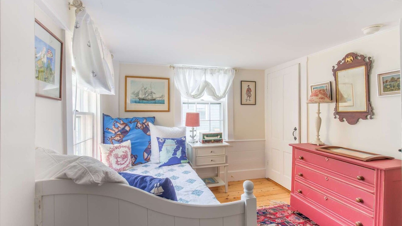 Photo of Others in Marblehead