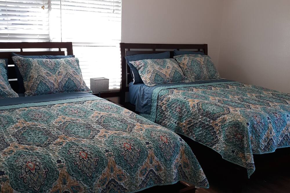 Photo of Bedroom in Point Comfort