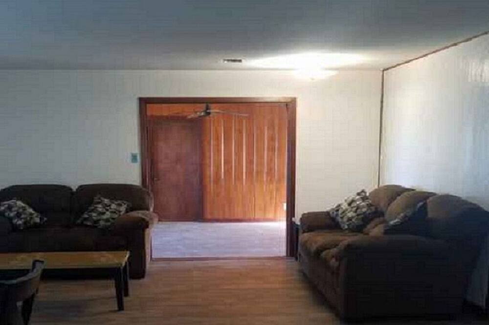Photo of Livingroom in Point Comfort
