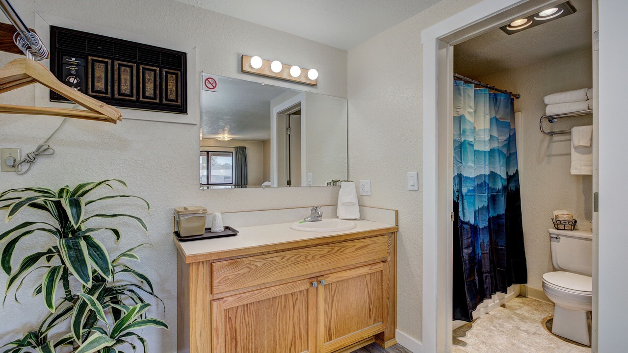 Photo of Bathroom in Weiser