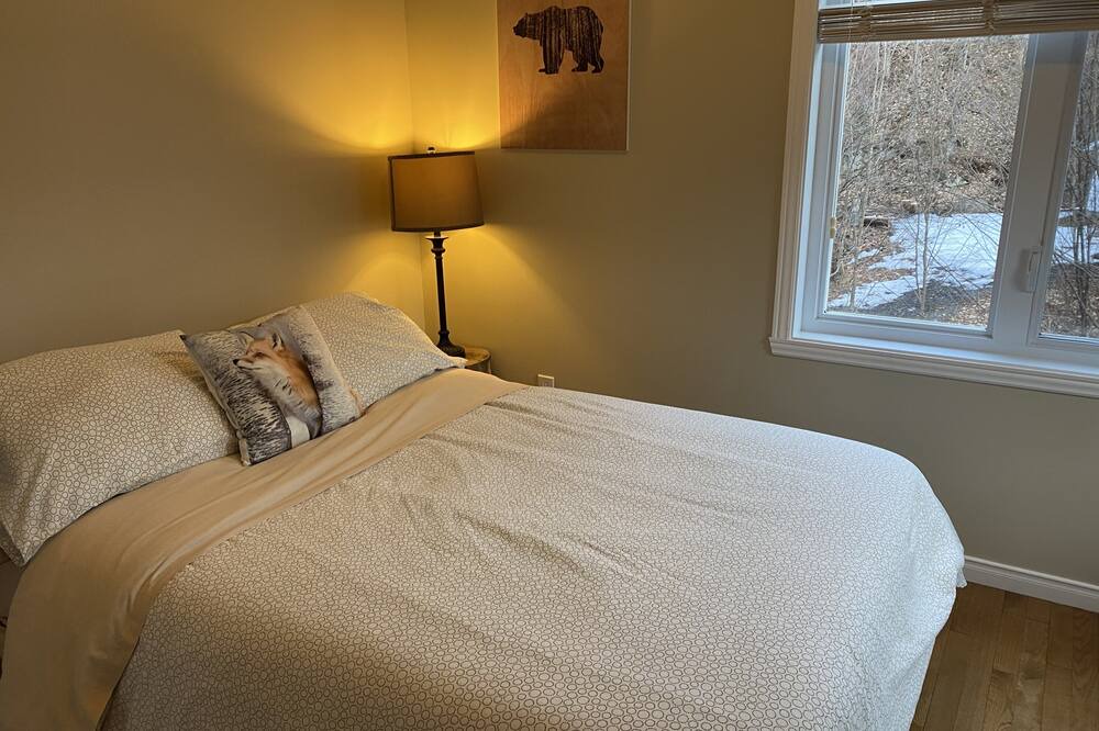 Photo of Bedroom in Sainte-Agathe-des-Monts