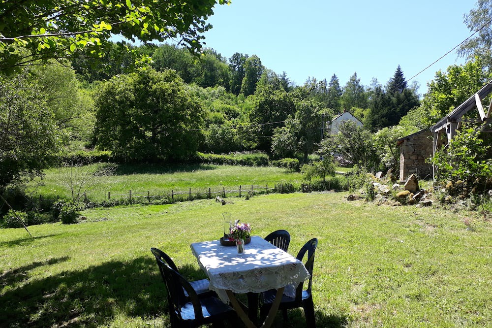 Photo of Outdoor in Cussy-en-Morvan