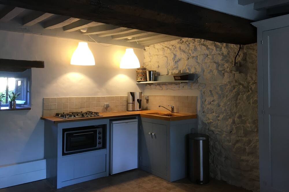 Photo of Kitchen in Cussy-en-Morvan