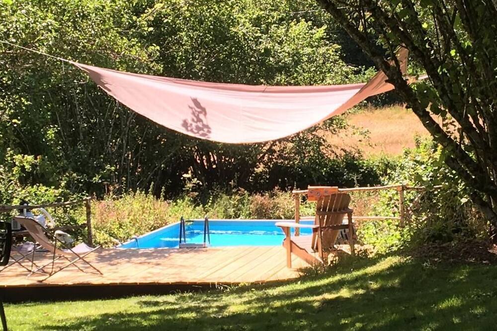 Photo of Outdoor in Cussy-en-Morvan