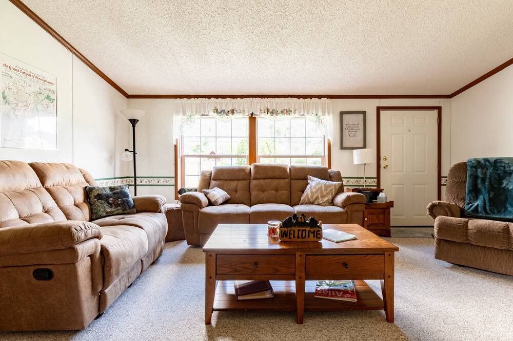 Photo of Bedroom in Gaines