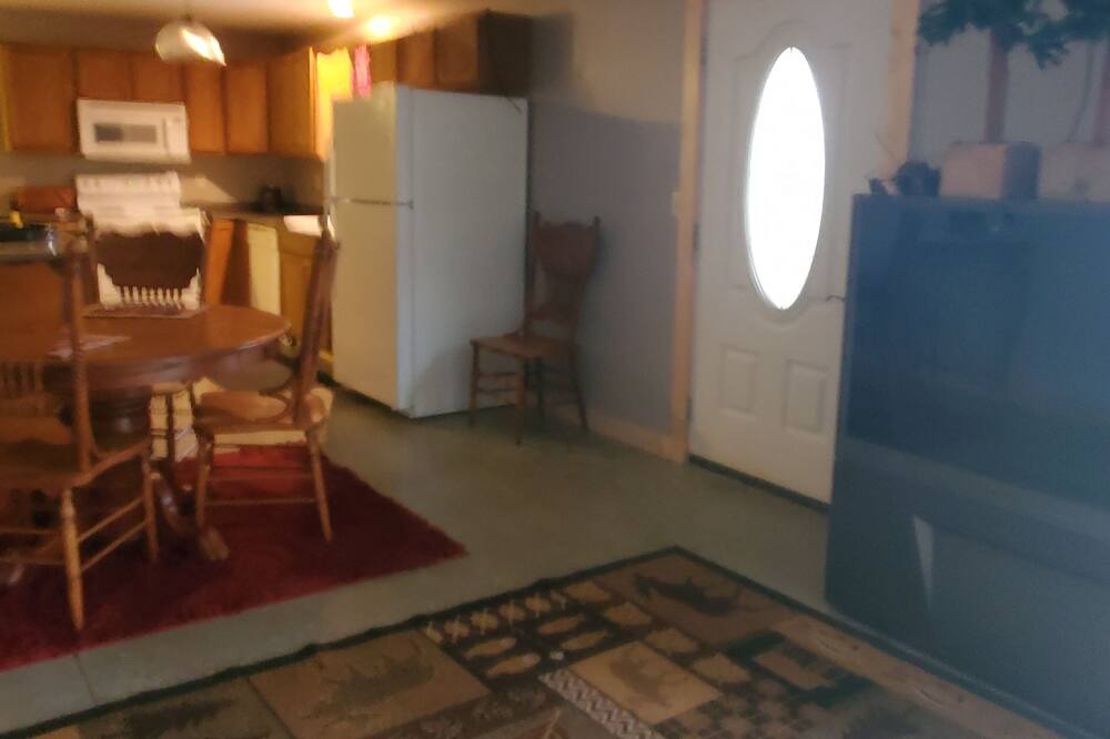 Photo of Livingroom in McArthur