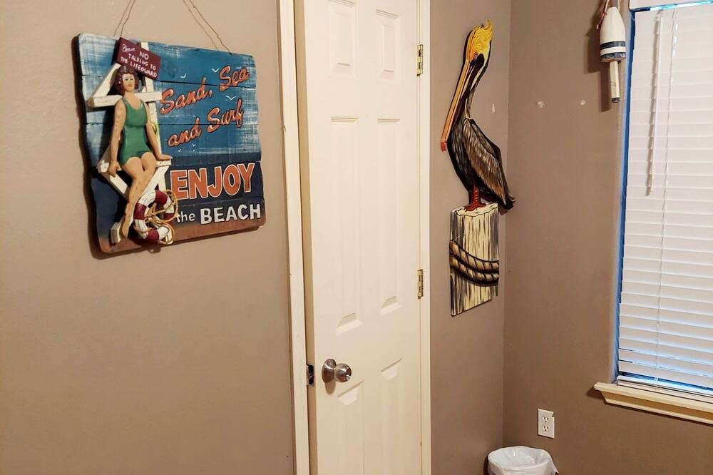 Photo of Bathroom in Dinero