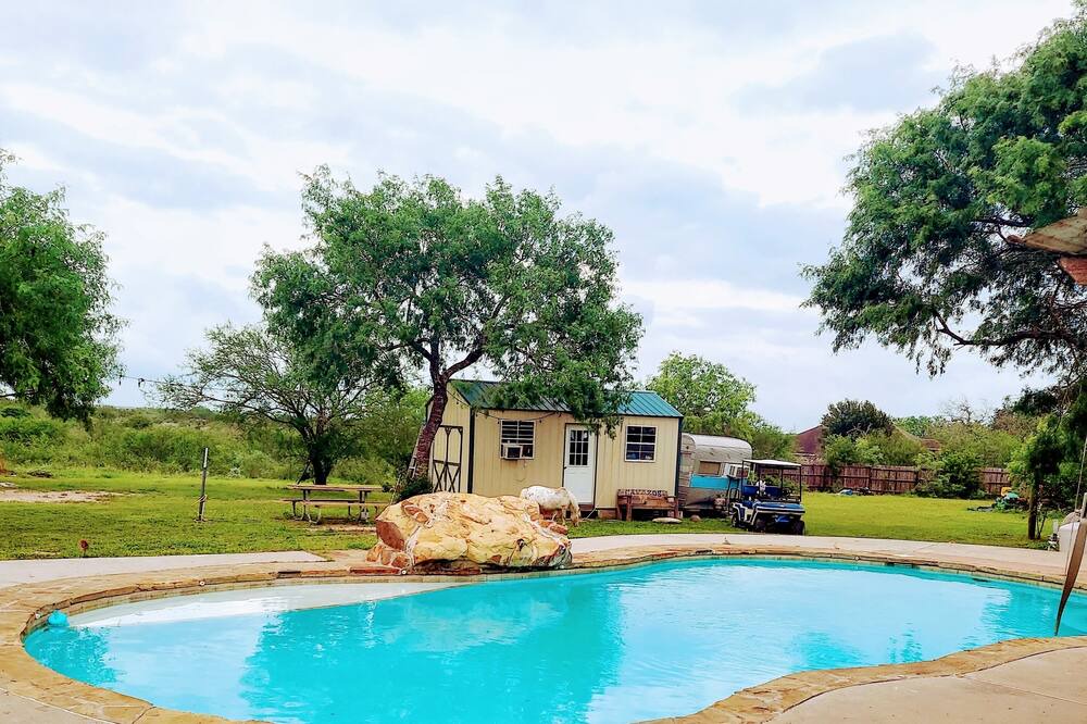 Photo of Outdoor in Dinero