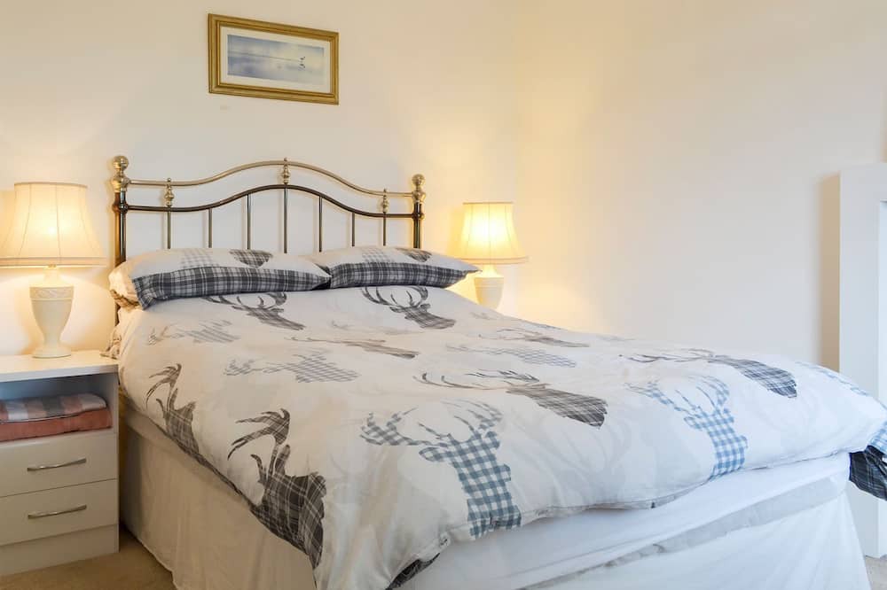 Photo of Bedroom in Forres