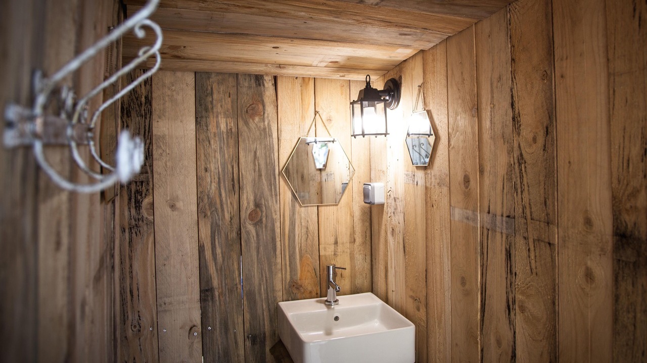 Photo of Bathroom in Seissan