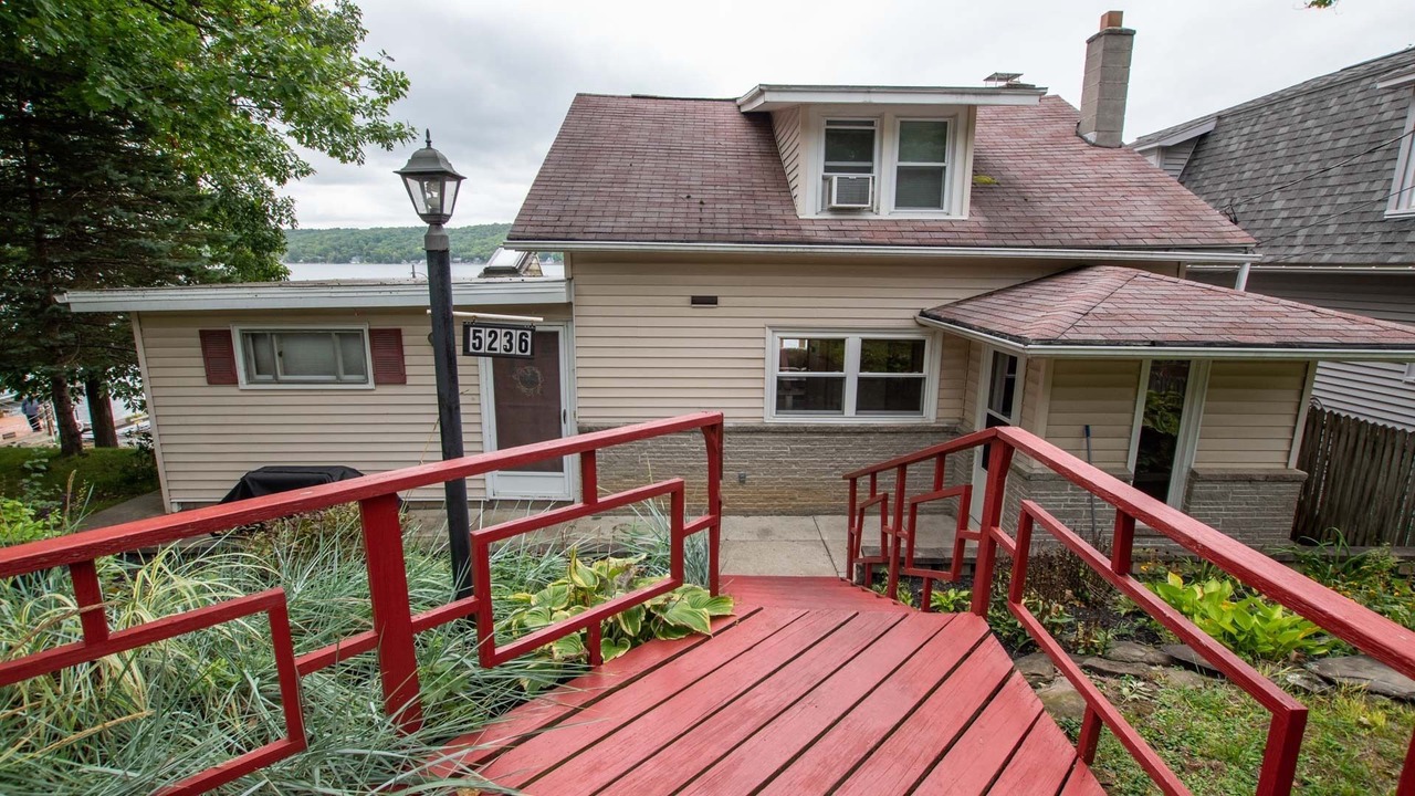 Photo of Patio Balcony in Livonia Center