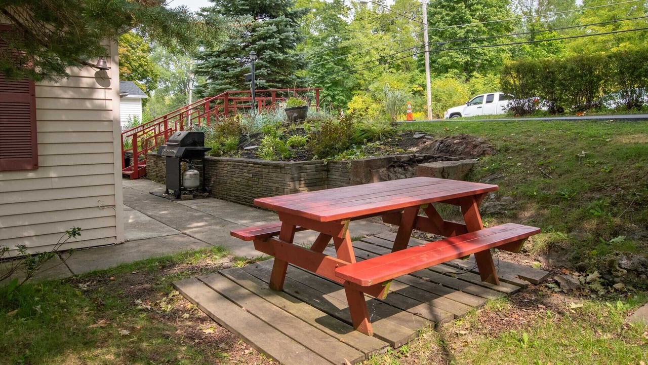 Photo of Outdoor in Livonia Center
