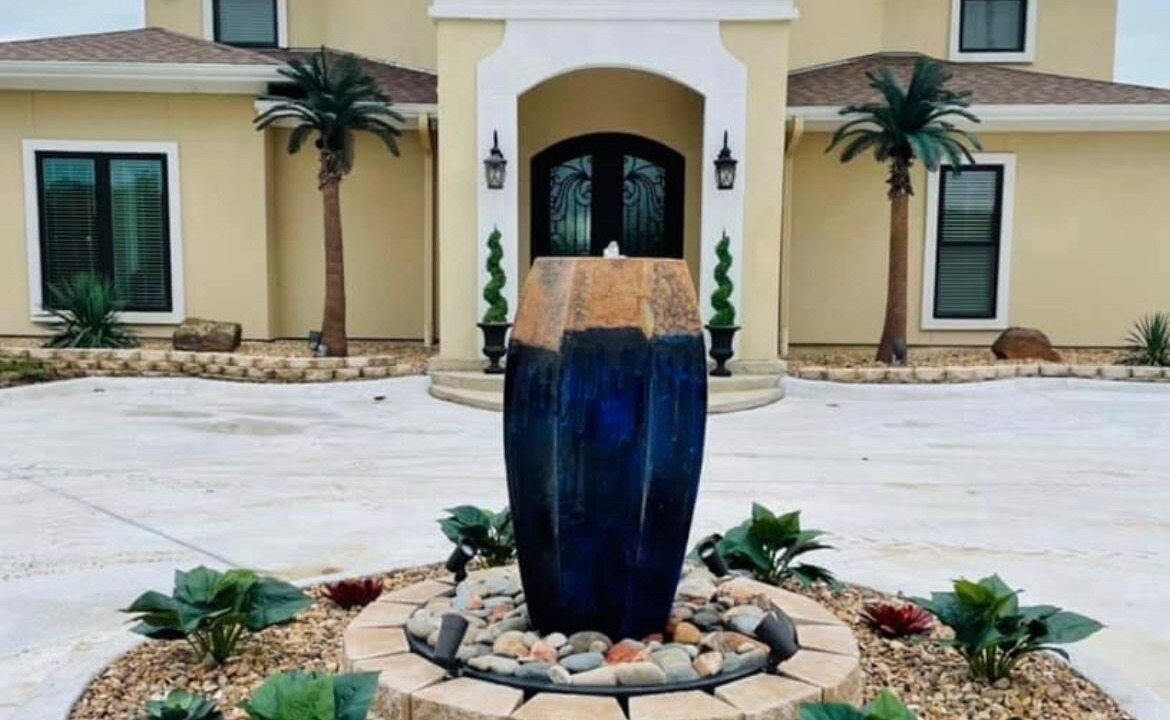 Photo of Outdoor in Gober
