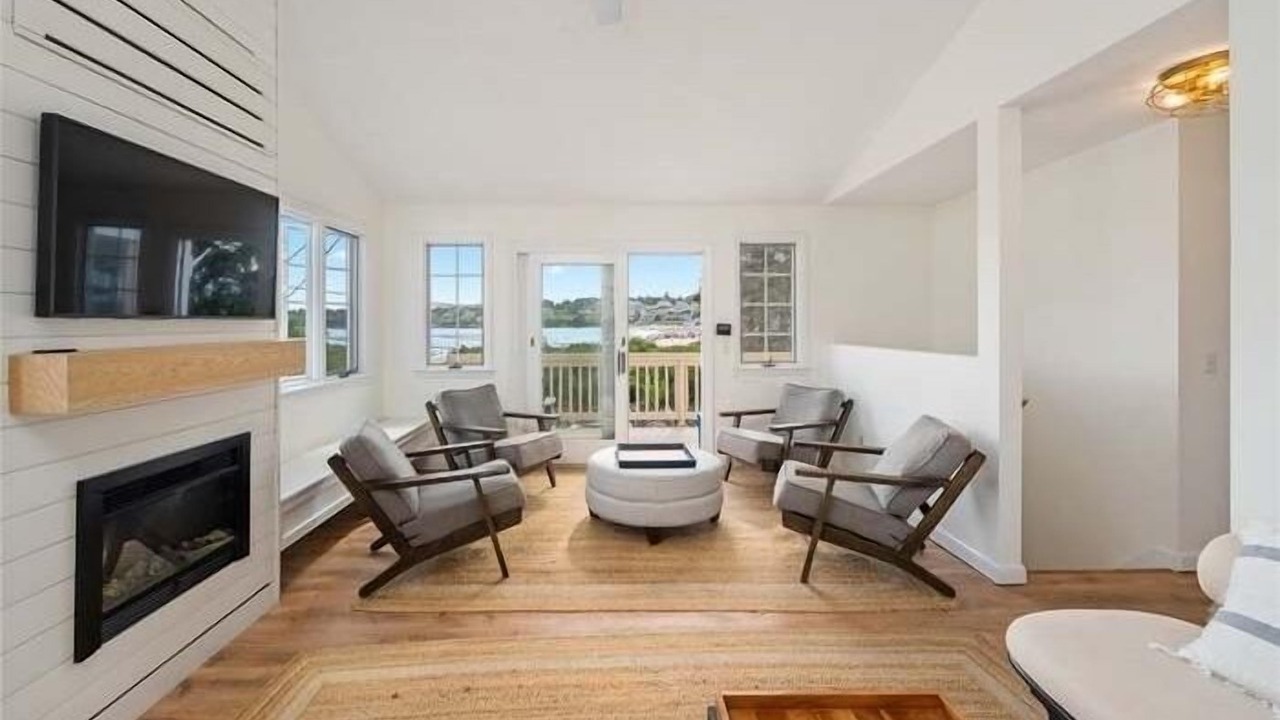 Photo of Others in Bonnet Shores