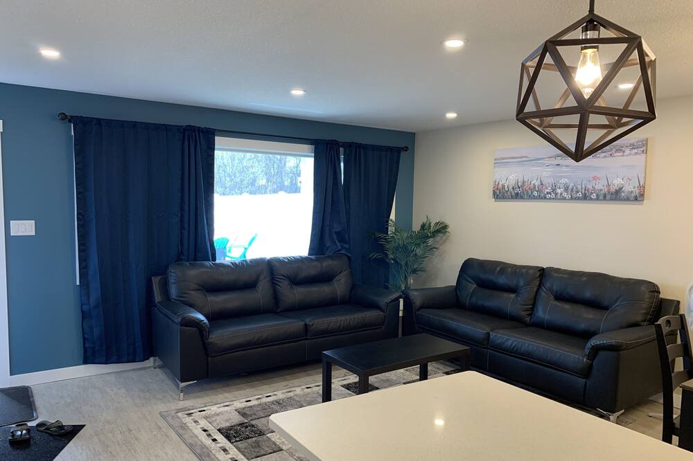 Photo of Livingroom in Katepwa Beach