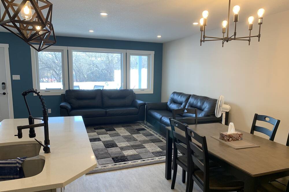 Photo of Livingroom in Katepwa Beach