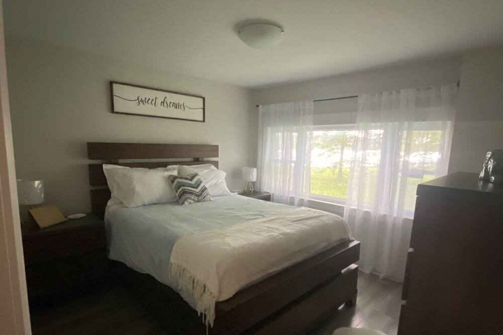 Photo of Bedroom in Quinte West
