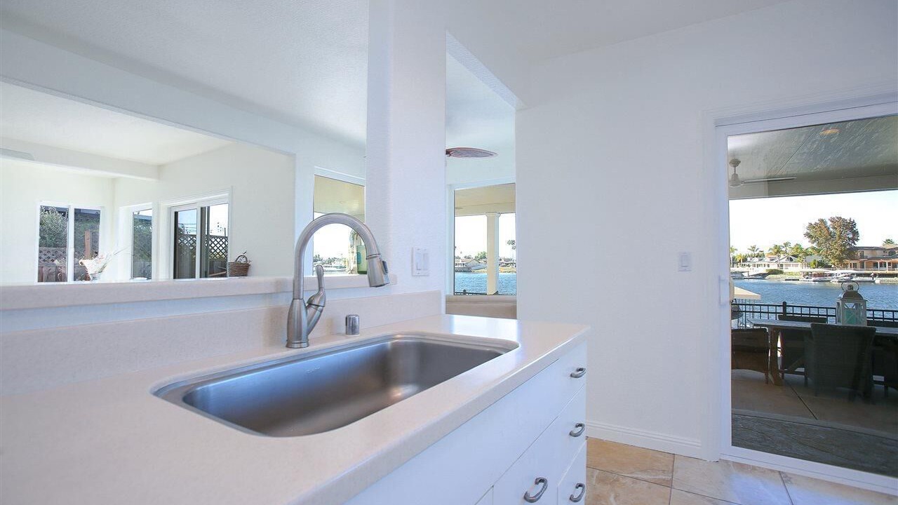Photo of Kitchen in Discovery Bay
