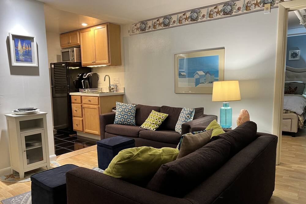 Photo of Livingroom in West Dennis