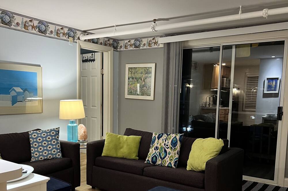 Photo of Livingroom in West Dennis