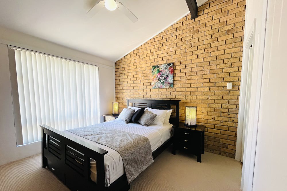 Photo of Bedroom in Bolton Point