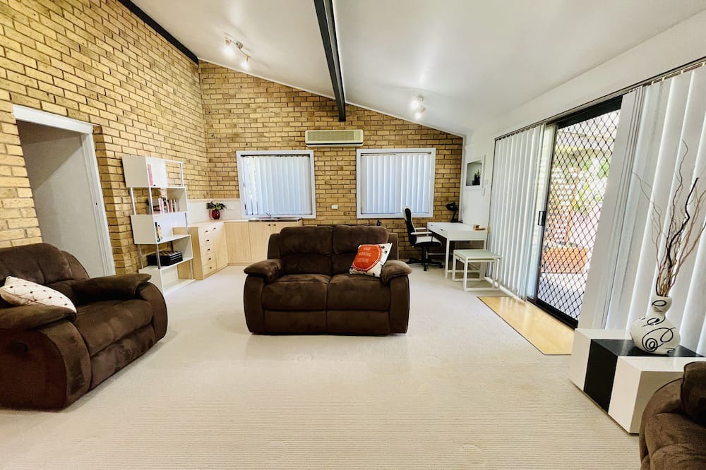 Photo of Others in Bolton Point