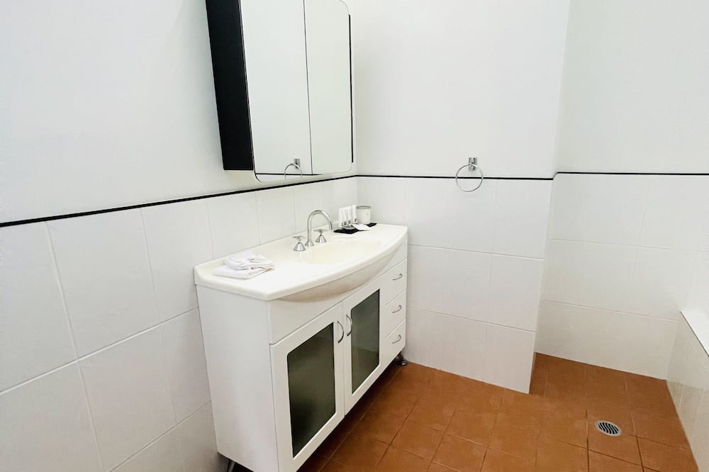 Photo of Bathroom in Bolton Point